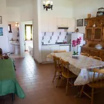 Apartment Incantevole Con Piscina Ricadi