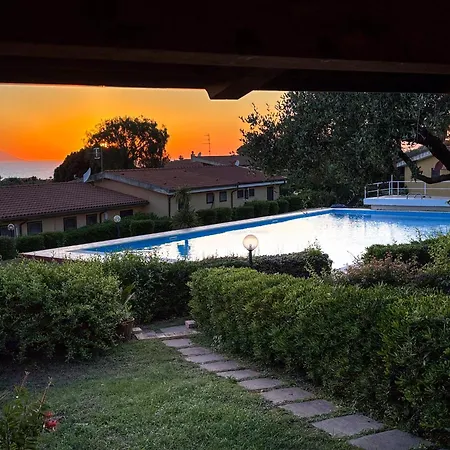 Apartment Incantevole Con Piscina Ricadi