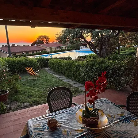 Apartment Incantevole Con Piscina